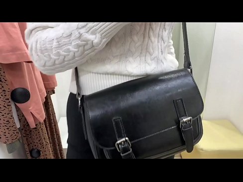 ❤️ Javna masturbacija mlade kurbe FeralBerry z dildom v garderobi ❌ Porno vk na sl.porno24-7.ru ﹏
