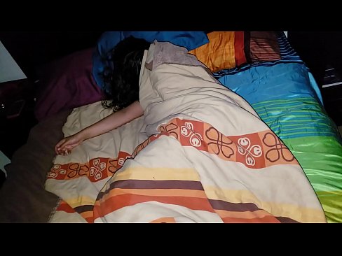 ❤️ Stepson berači svojo mlado mačeho, medtem ko ona spi. ❌ Porno vk na sl.porno24-7.ru ﹏
